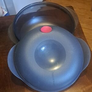 Tupperware Dark Gray Steamer with Red Accent